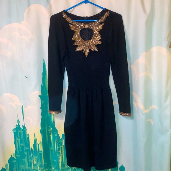 Show Stopping Vintage Sweater Dress - Picture 3 of 10